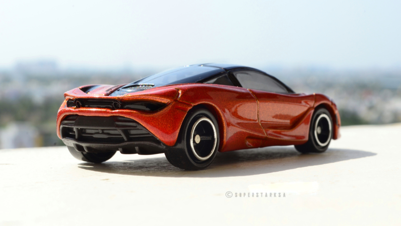 Illustration for article titled McLaren Monday - Twin 720S Meet and Greet